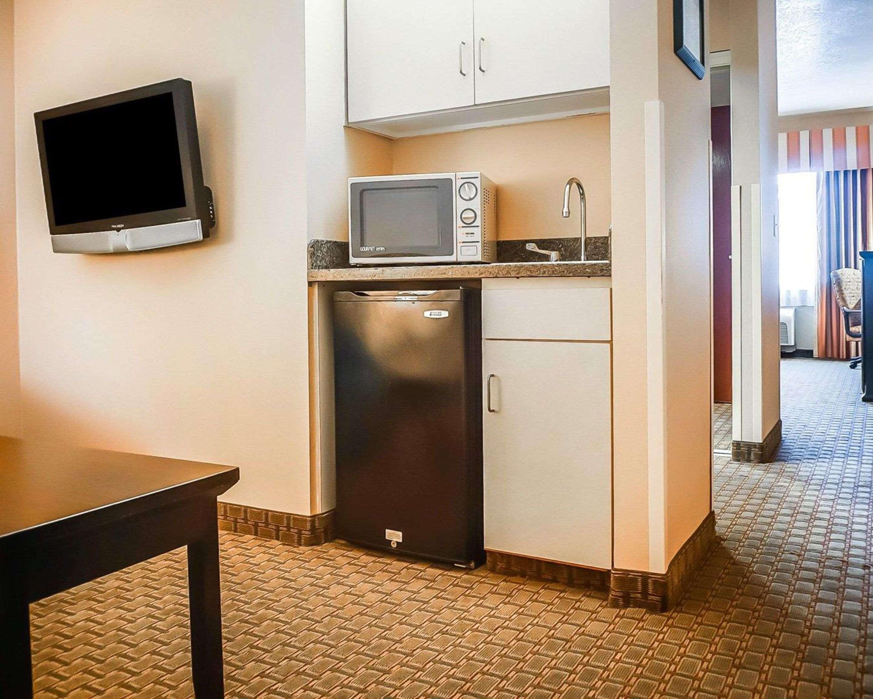 Quality Inn & Suites Roswell Extérieur photo